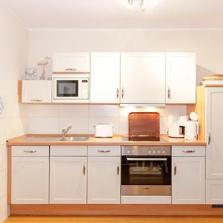 Urlaubsraeume Am Urlaubsraeume Am 3-13 * Kuehlungsborn